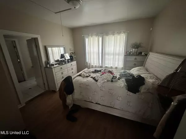 Biloxi, MS 39530,202 Lee Street