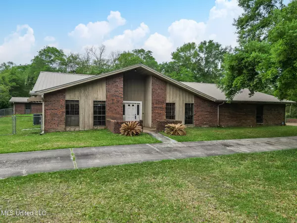 Gulfport, MS 39503,17141 Robinson Road