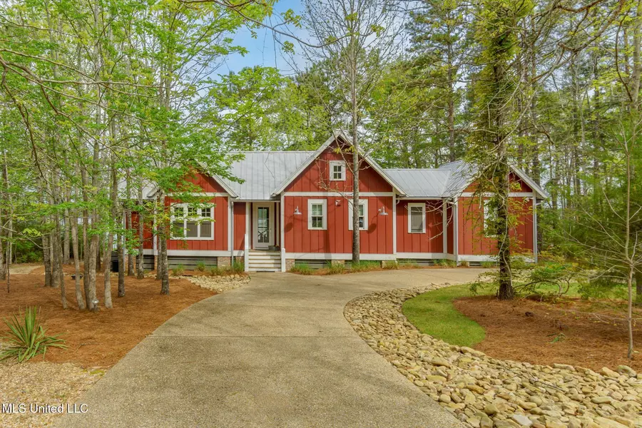 49 Big Bay Boulevard, Lumberton, MS 39455