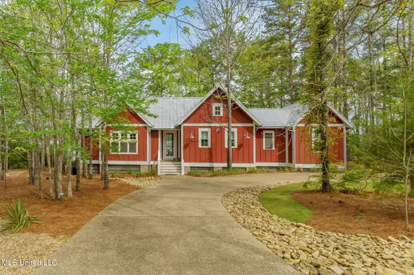 49 Big Bay Boulevard, Lumberton, MS 39455