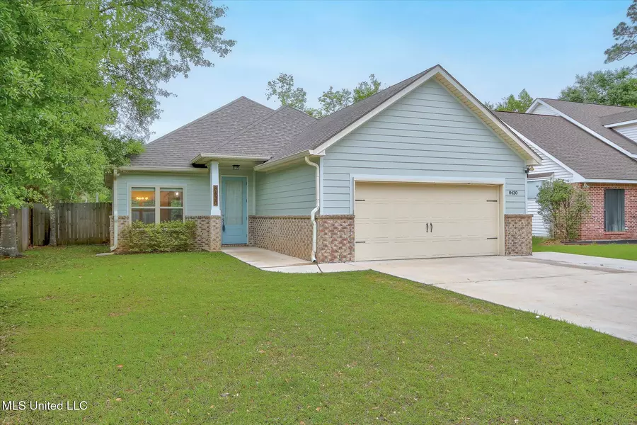 8430 Amoka Place, Diamondhead, MS 39525