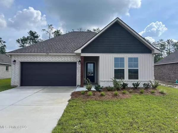 Ocean Springs, MS 39564,7760 Claymont Circle