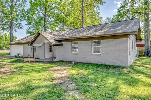 Pearl, MS 39208,631 Marilyn Drive