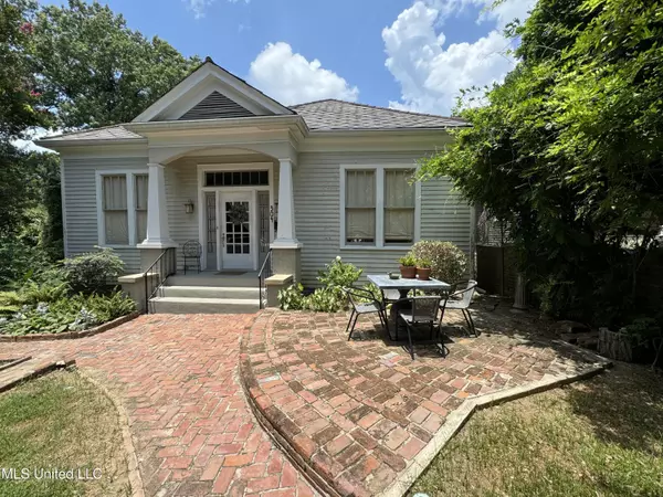 304 Lambert Street, Natchez, MS 39120