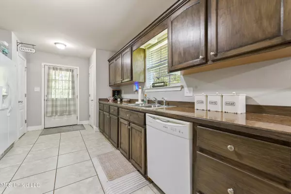 Moss Point, MS 39562,22807 Alamosa Drive