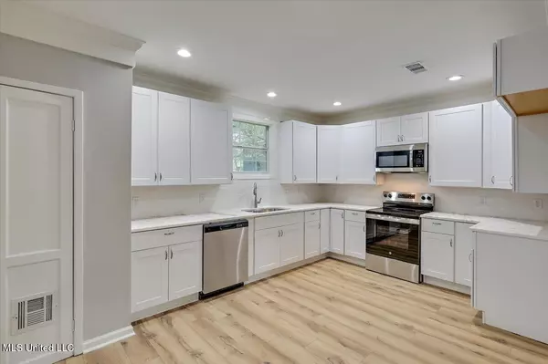 Jackson, MS 39211,1234 Adkins Blvd