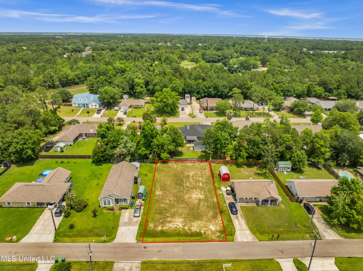 Bay Saint Louis, MS 39520,243 Bay Oaks Drive