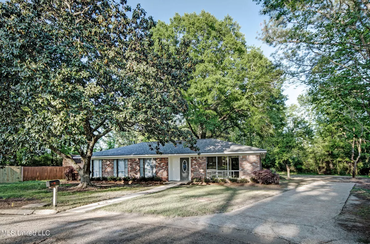 Jackson, MS 39211,160 Chelsea Court