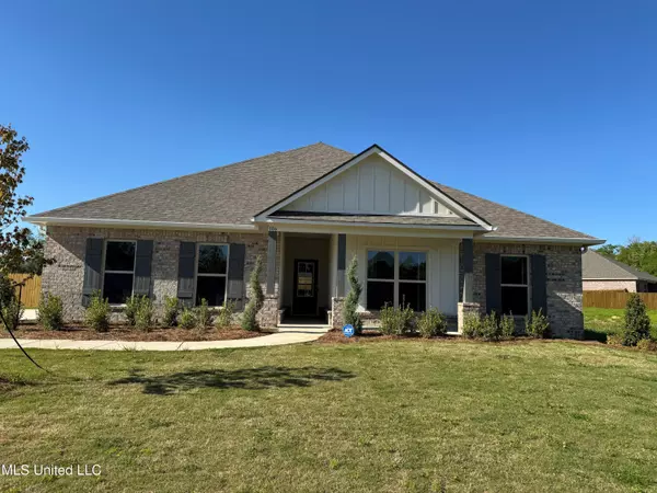 Clinton, MS 39056,106 Horseshoe Boulevard