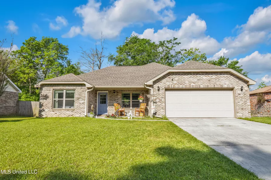 15155 Sunset Drive, Gulfport, MS 39503
