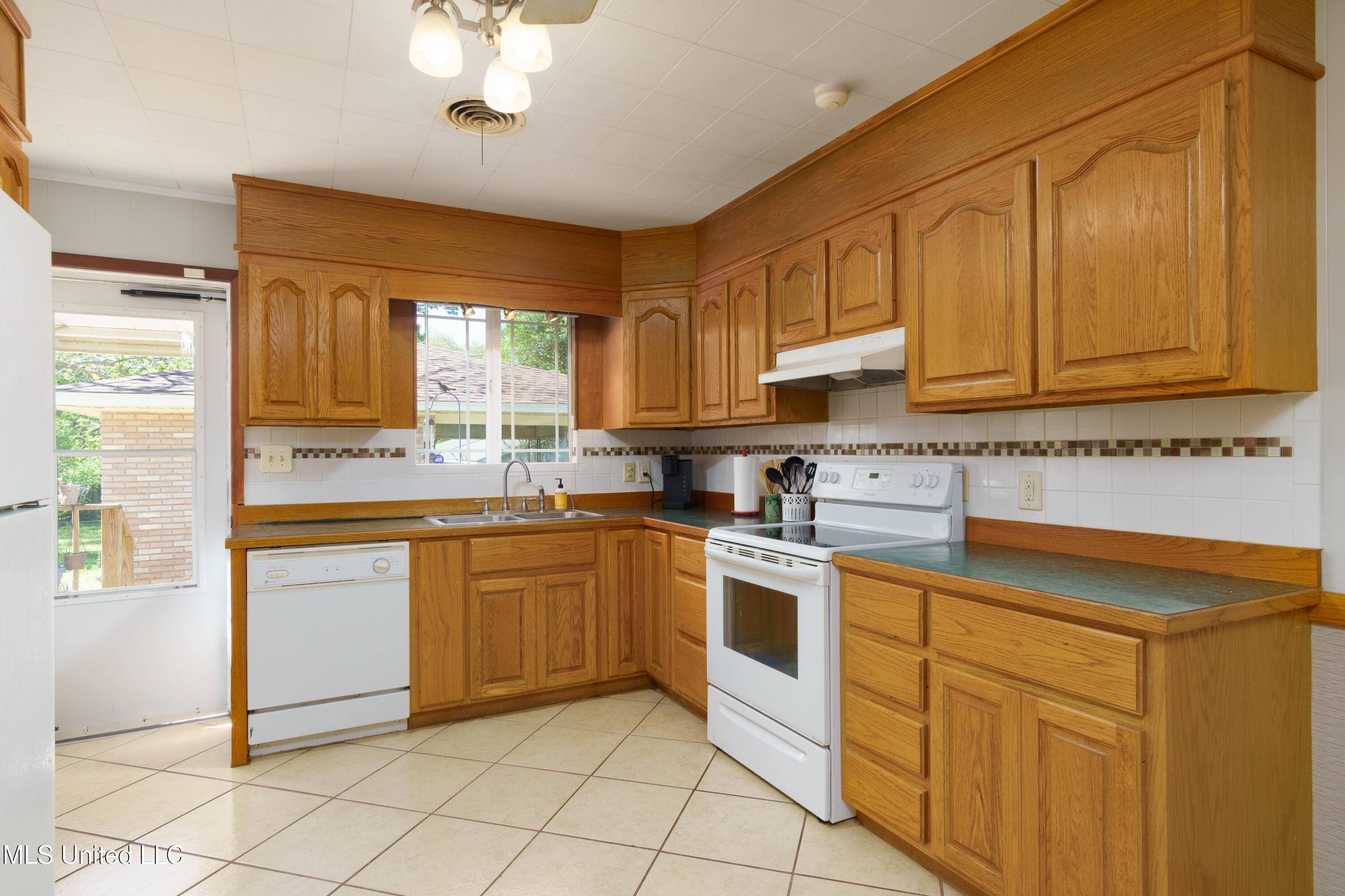 Gulfport, MS 39501,1219 27th Street