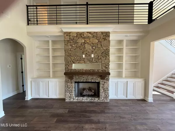 Holly Springs, MS 38635,500 Poplar Lane