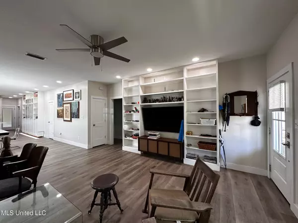 Pascagoula, MS 39567,1435 Mantou Street