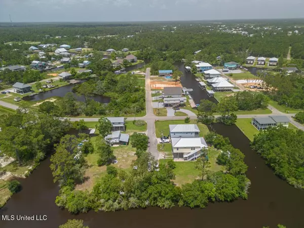 Biloxi, MS 39531,419 Cove Drive