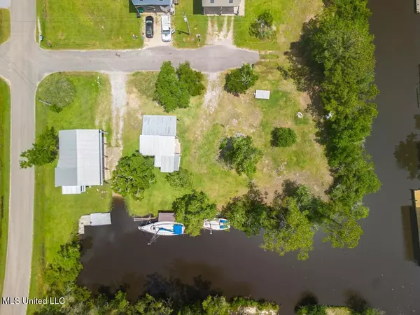 Biloxi, MS 39531,419 Cove Drive