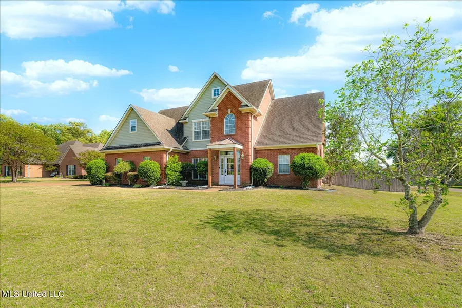 3357 Shadow Moss Cove, Nesbit, MS 38651