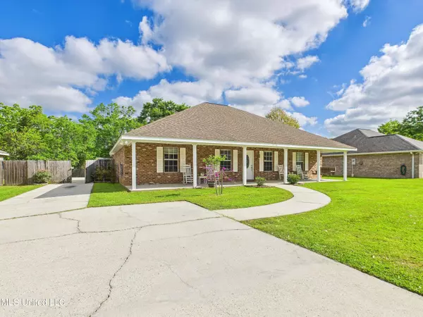 Biloxi, MS 39532,15920 Hardwood Place