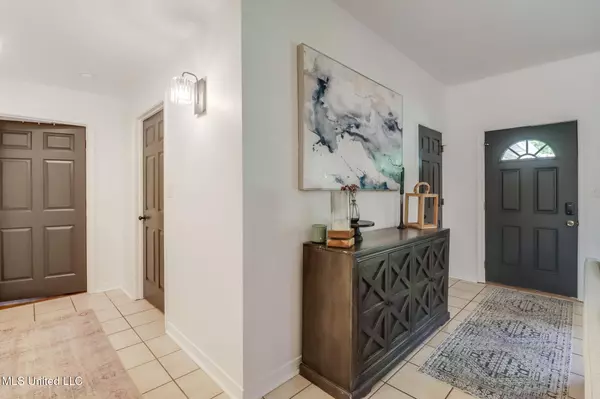 Ocean Springs, MS 39564,3204 N 2nd Street