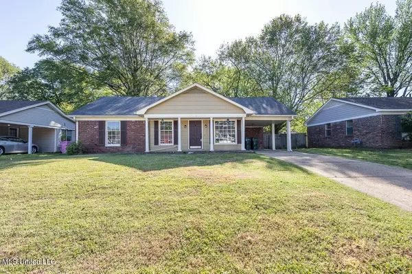 Southaven, MS 38671,8422 Cedarbrush Drive