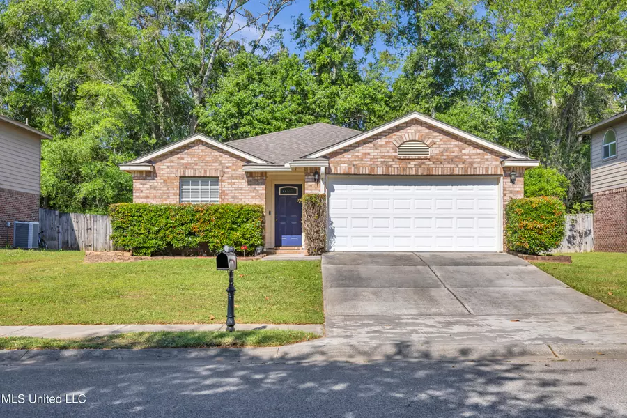 10251 English Manor Drive, Gulfport, MS 39503