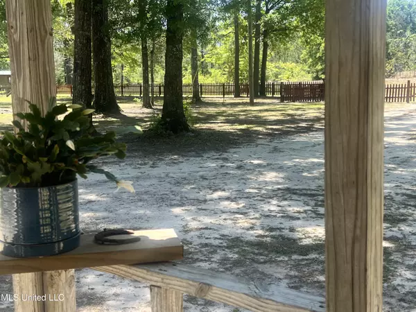 Leakesville, MS 39451,517 Dunnam Road