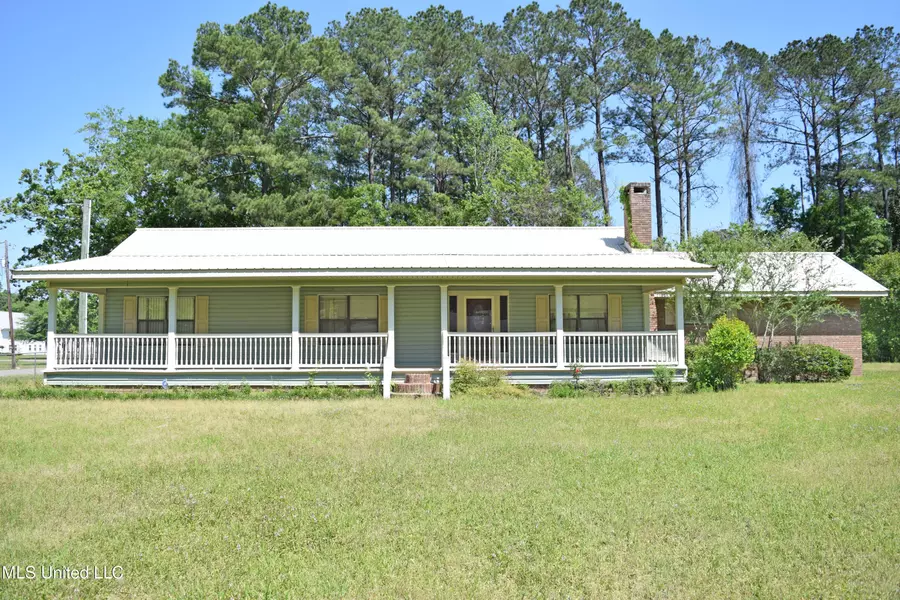 1220 Louisiana Street, Leakesville, MS 39451