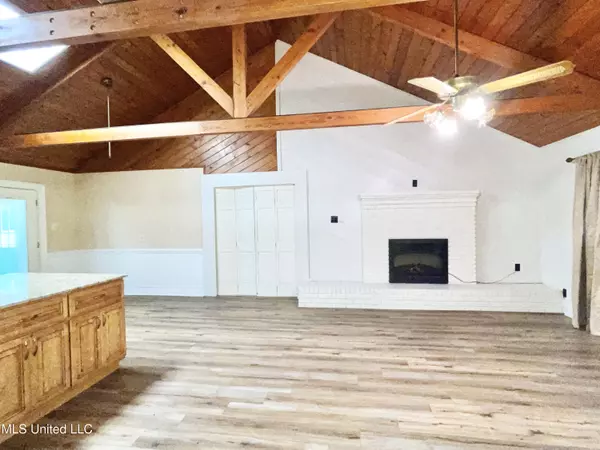 Leakesville, MS 39451,1220 Louisiana Avenue