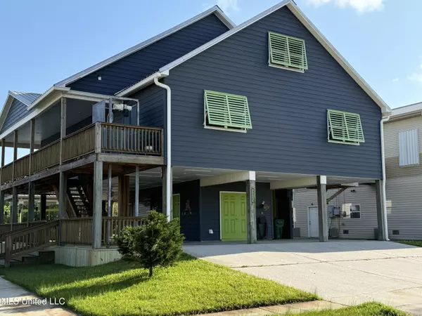 Bay Saint Louis, MS 39520,4013 Haiti Street