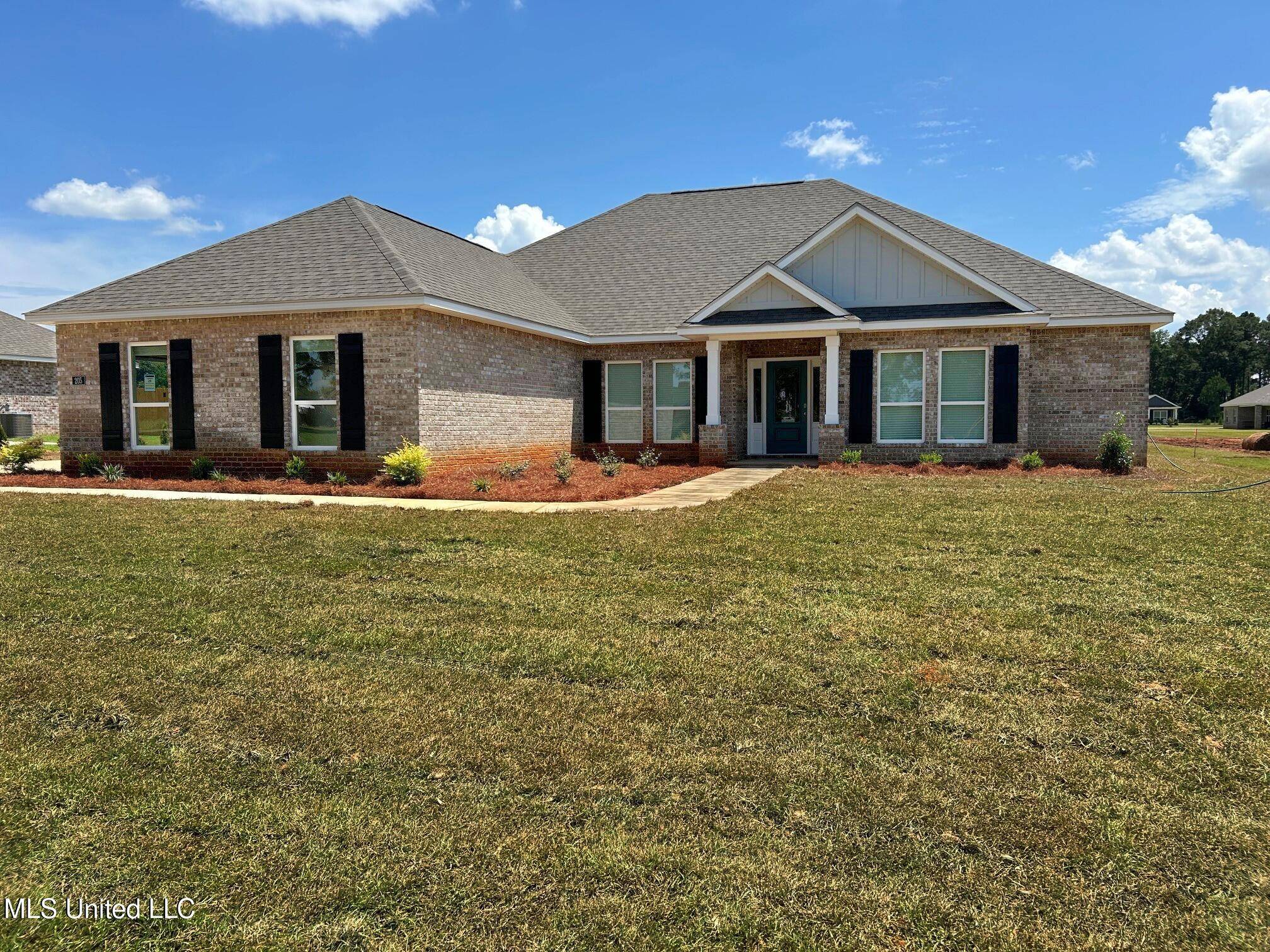 205 E Fire Dept Road, Lucedale, MS 39452