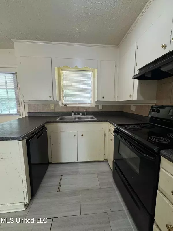 Pearl, MS 39208,4137 Shelton Street