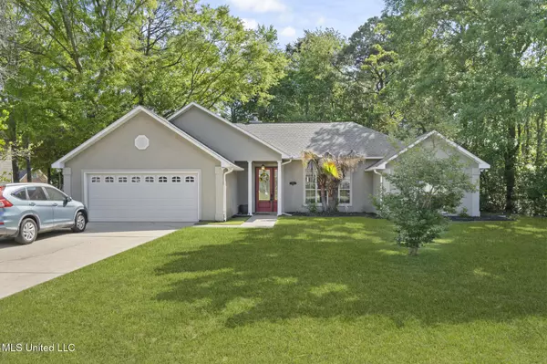 1203 Magnolia Bayou Boulevard, Ocean Springs, MS 39564