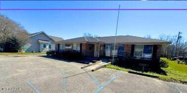14121 Dedeaux Road, Gulfport, MS 39503