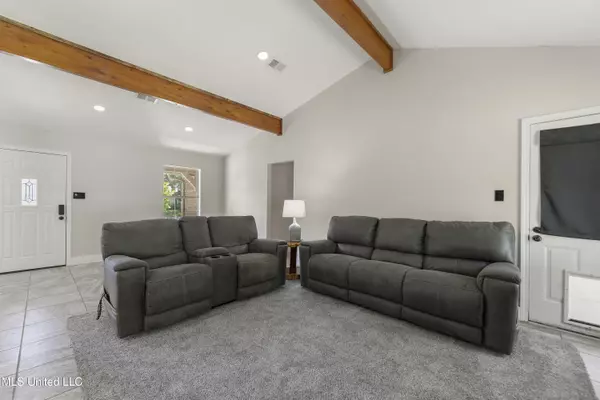 Ocean Springs, MS 39564,9708 Aztec Drive