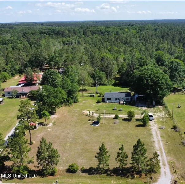 23213 Wright Road, Saucier, MS 39574