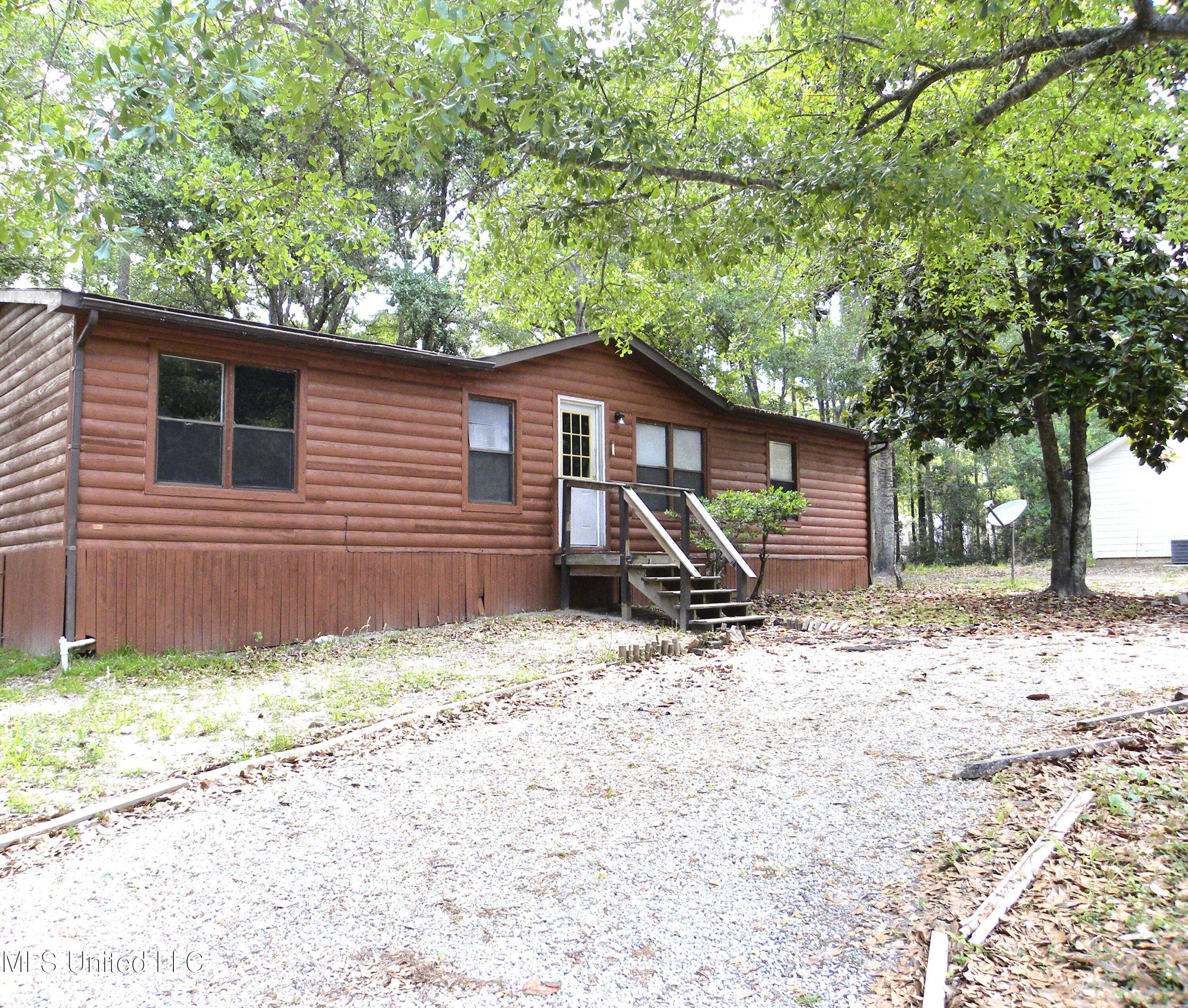 Ocean Springs, MS 39564,2617 N 16th Street
