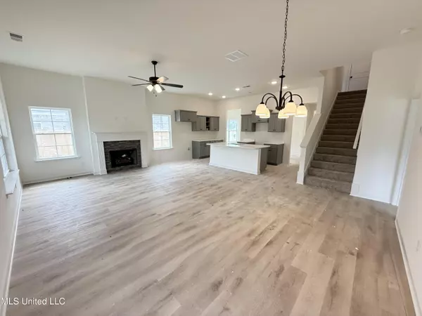 Walls, MS 38680,6322 Acorn Way