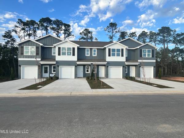 7852 Reagan Court, Ocean Springs, MS 39564
