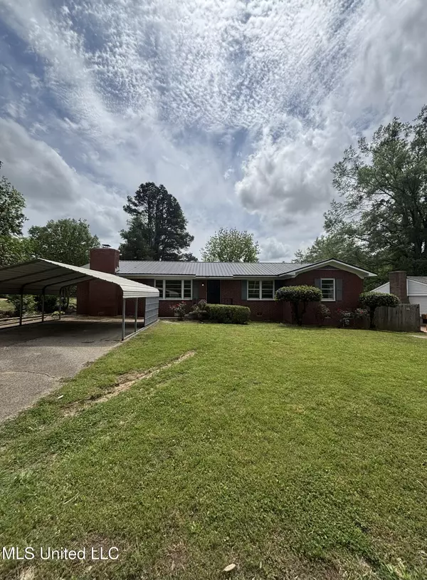 659 Coleman Avenue,  Holly Springs,  MS 38635