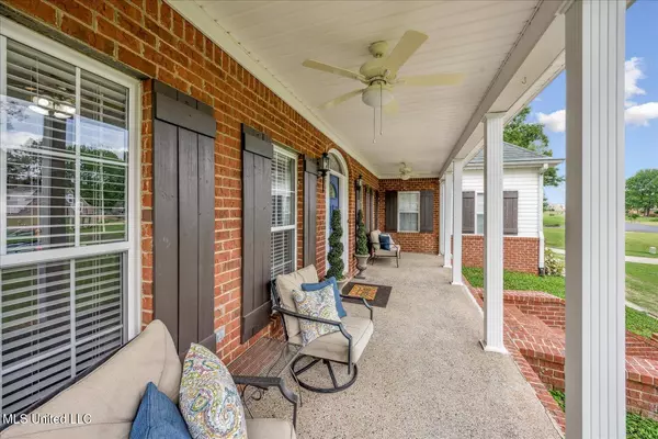 Southaven, MS 38672,3765 Belle Pointe Drive