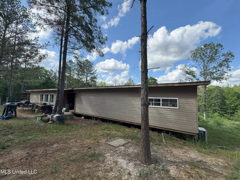 485 Sweet Home Road, Duck Hill, MS 38925