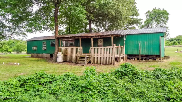 5970 Edwards Drive, Oakland, MS 38948