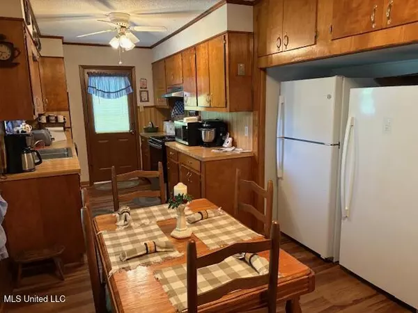 Greenwood, MS 38930,1101 Medallion Drive