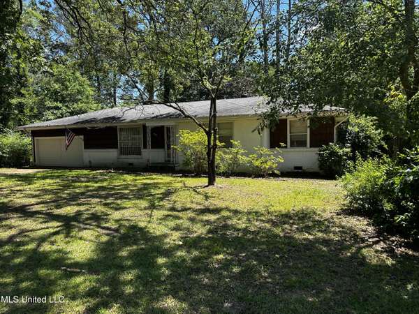 2238 Alta Woods Terrace, Jackson, MS 39204