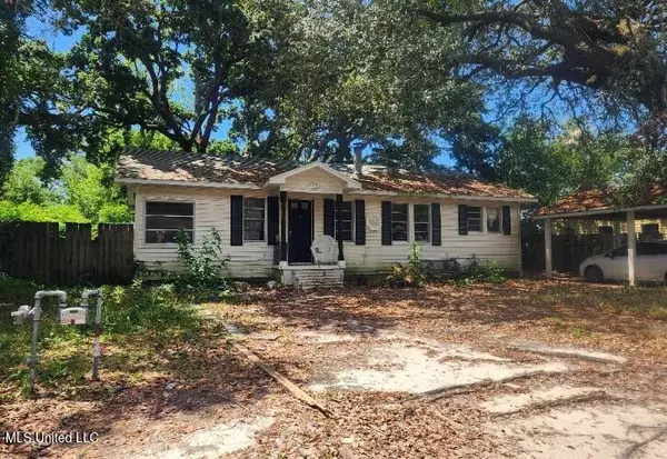 1233 25th Street,  Gulfport,  MS 39501