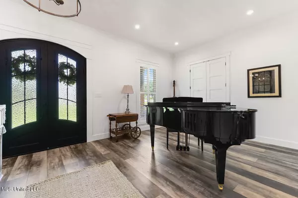 Moss Point, MS 39562,7808 Songbird Lane