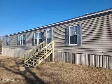 23 Daisie Myers Lane, Bassfield, MS 39421
