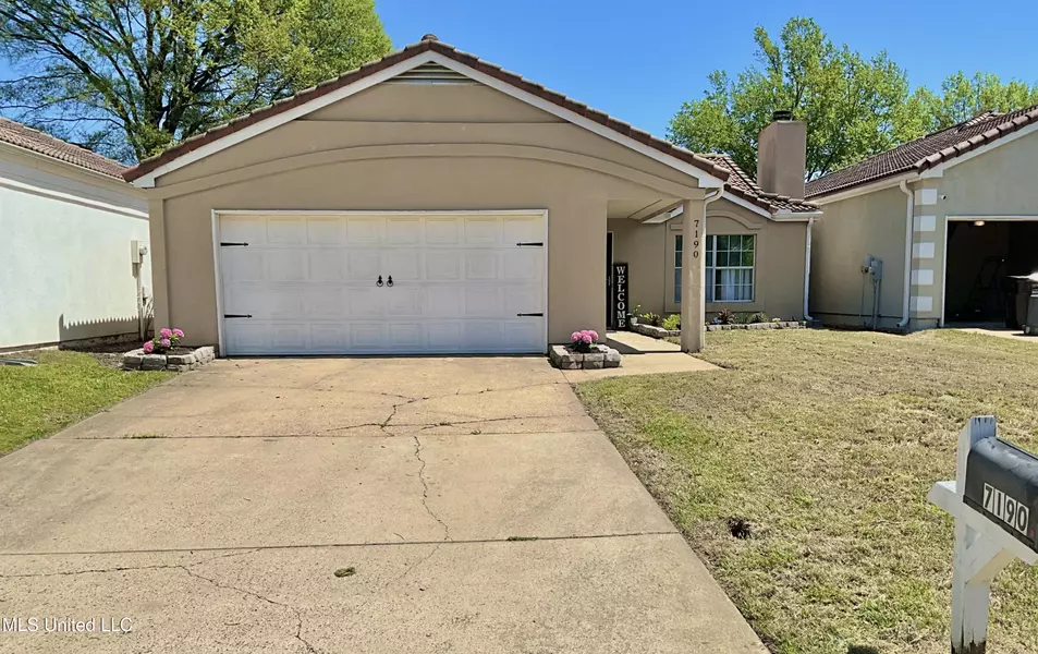 7190 E Atterbury Circle, Southaven, MS 38671