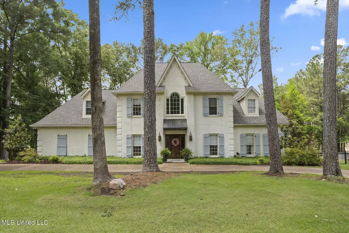 Flowood, MS 39232,400 W Wycombe Place