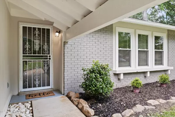 Southaven, MS 38671,830 Pinestone Place