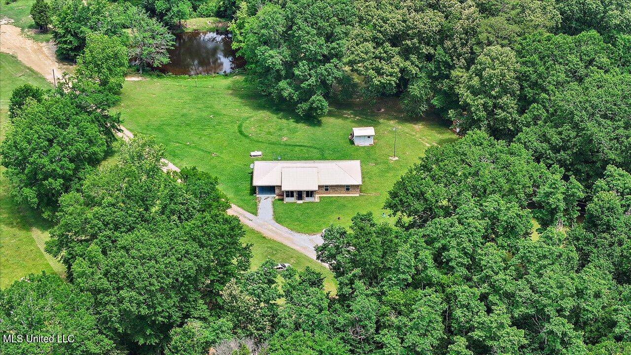 869 B Parks Road, Pickens, MS 39146